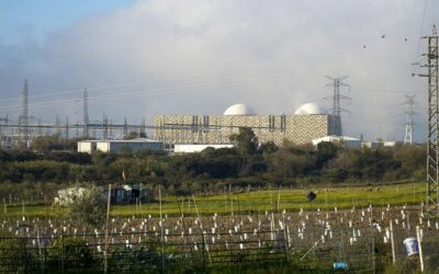 Guardiola pide a Mazón, Illa y García-Page unir esfuerzos para frenar el apagón nuclear