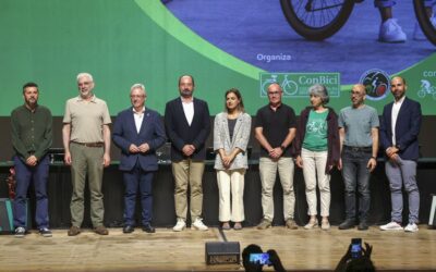 Todas las ciudades españolas pueden ser aptas para moverse en bicicleta, según los expertos