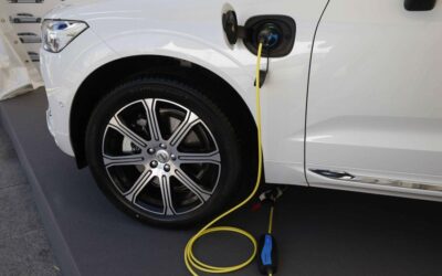 Los vehículos eléctricos son tan seguros para los peatones como los convencionales