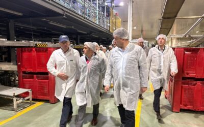 Barrachina reclama en la Vega Baja un pacto nacional del agua para proteger la agricultura mediterránea