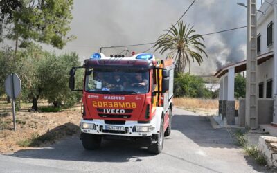 Bomberos forestales: «En un incendio el riesgo no está solo en el frente de llamas»