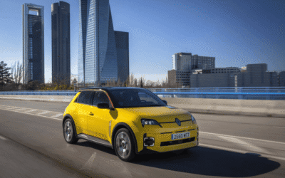 Renault multiplica la demanda de vehículos enchufables entre clientes particulares